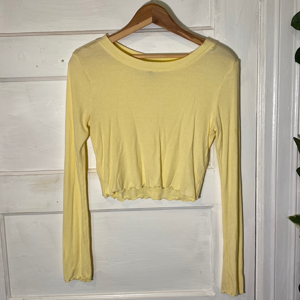 Long Sleeve Yellow Crop Top💛